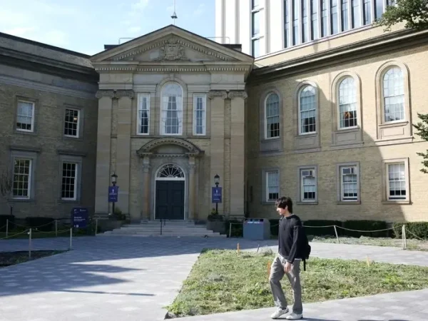 Dissatisfied with the Trump administration’s crackdown, 48 scholars move to Canada